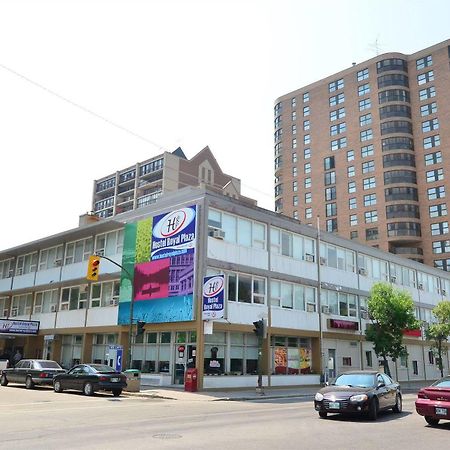 Hotel Royal Plaza Winnipeg Exterior photo